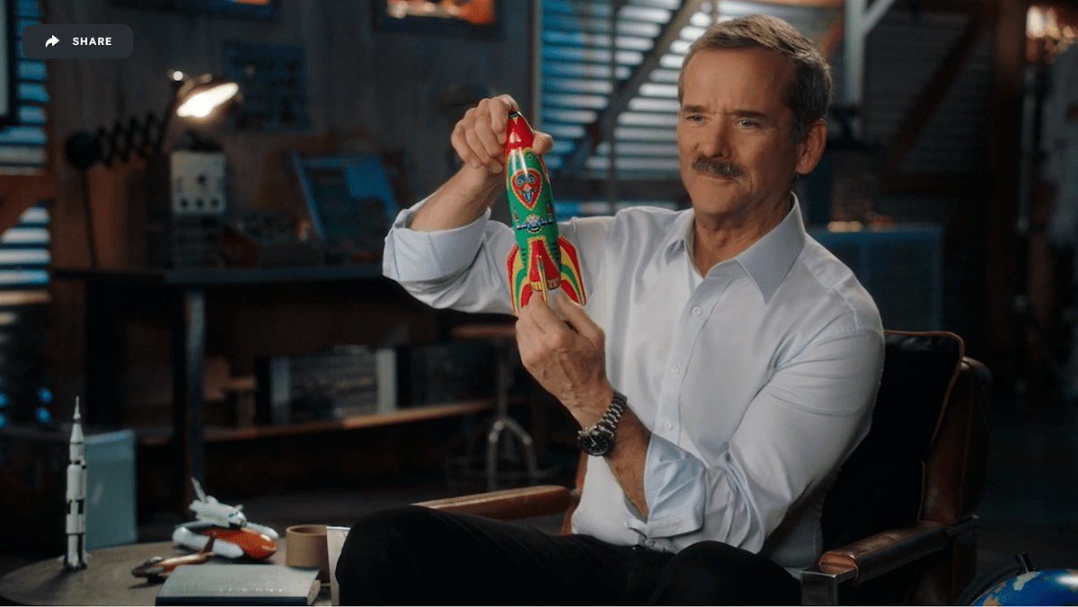 Chris Hadfield teaches rockets